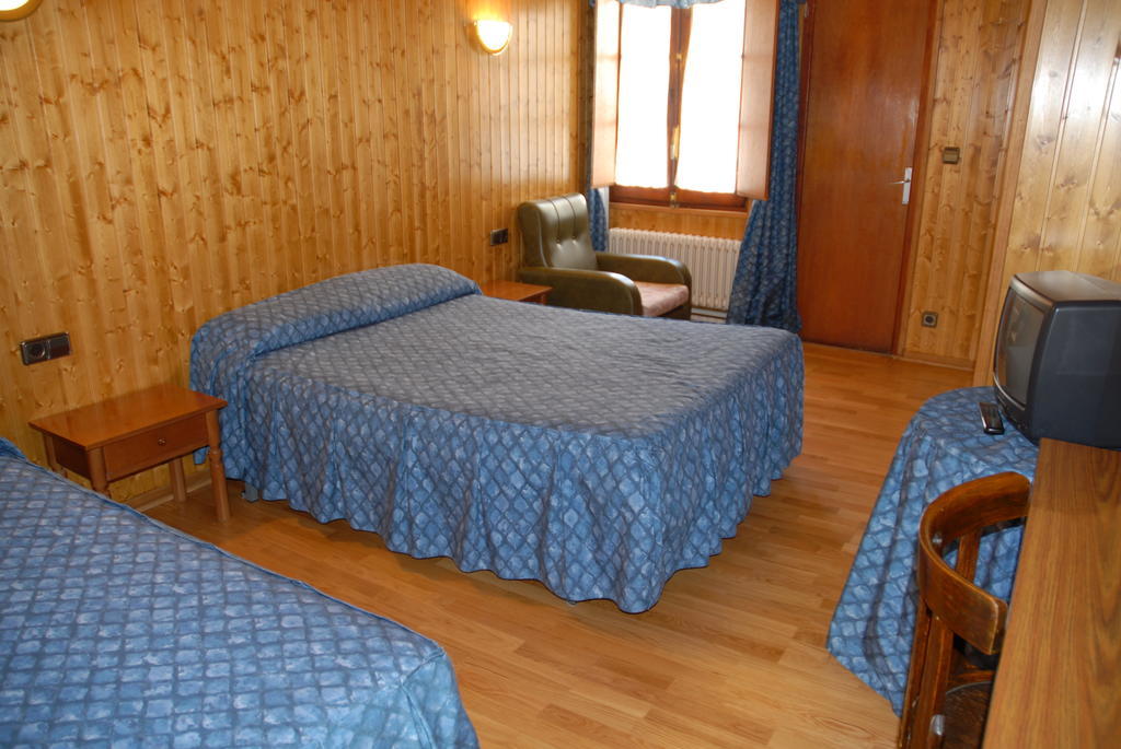 Hotel Europa Les