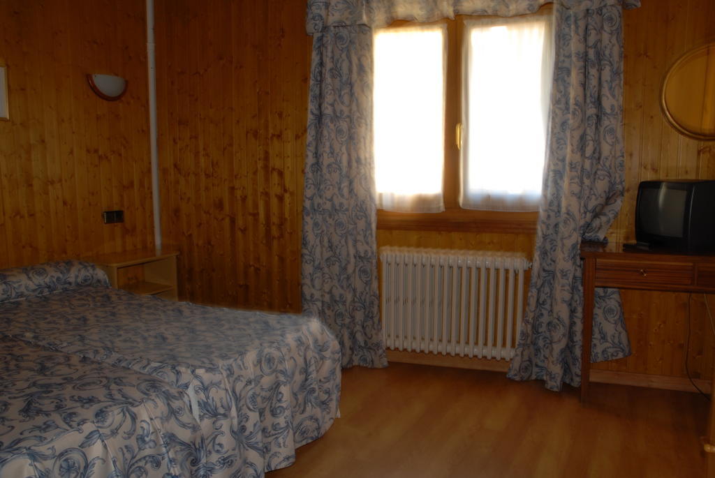 Hotel Europa *